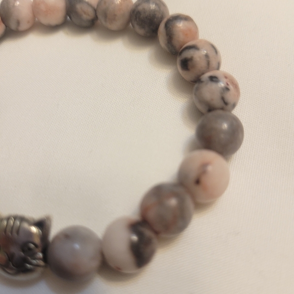 Natural Stone Stretch Bracelet w/ Cat Charm - Picture 2 of 4